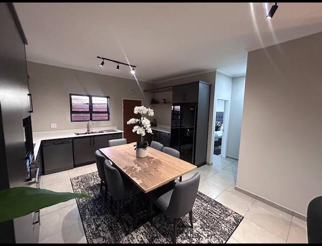 3 BEDROOM HOUSE FOR SALE IN RIETVALLEIRAND